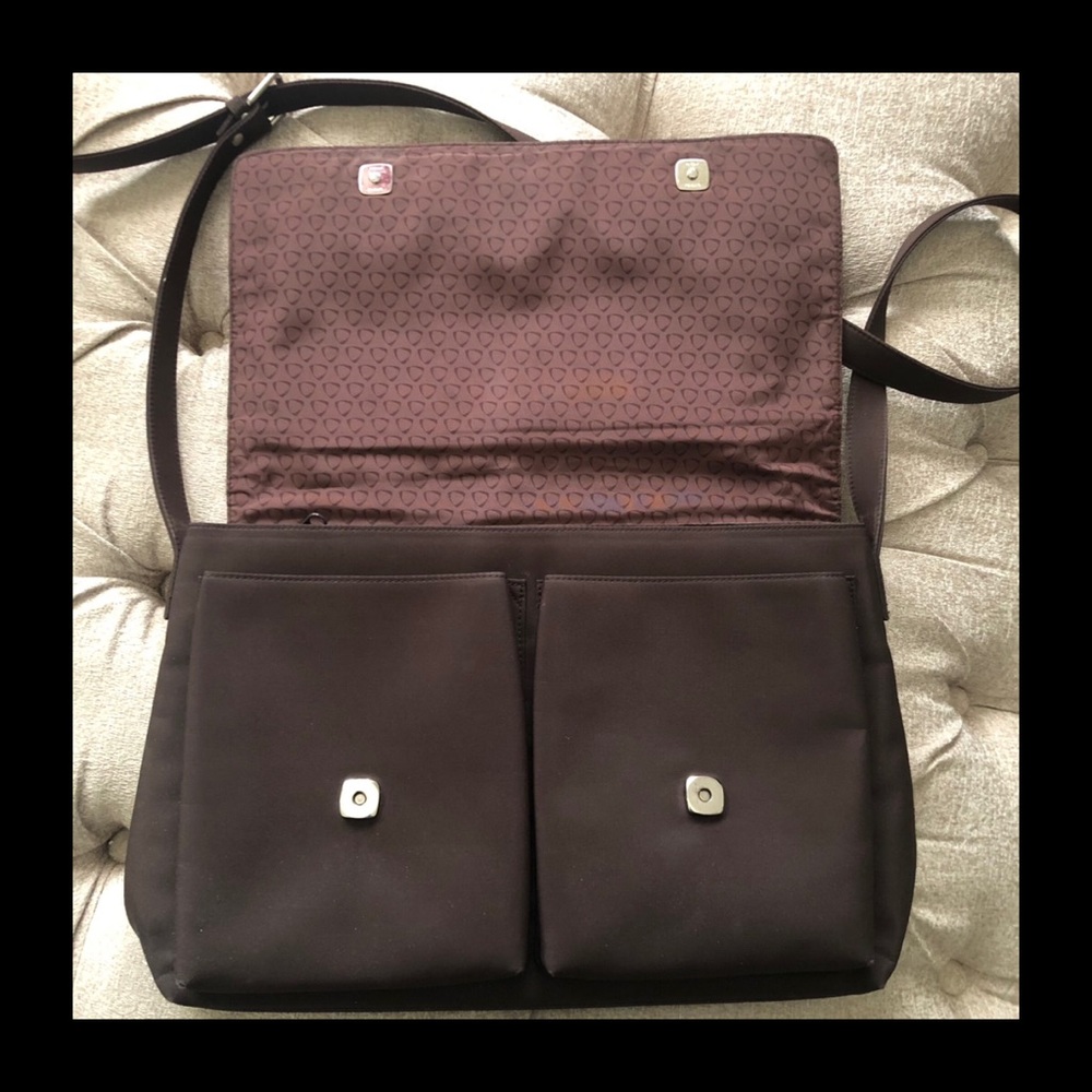 Liz Claiborne Nylon Everyday Messenger Bag - Picture 6 of 10